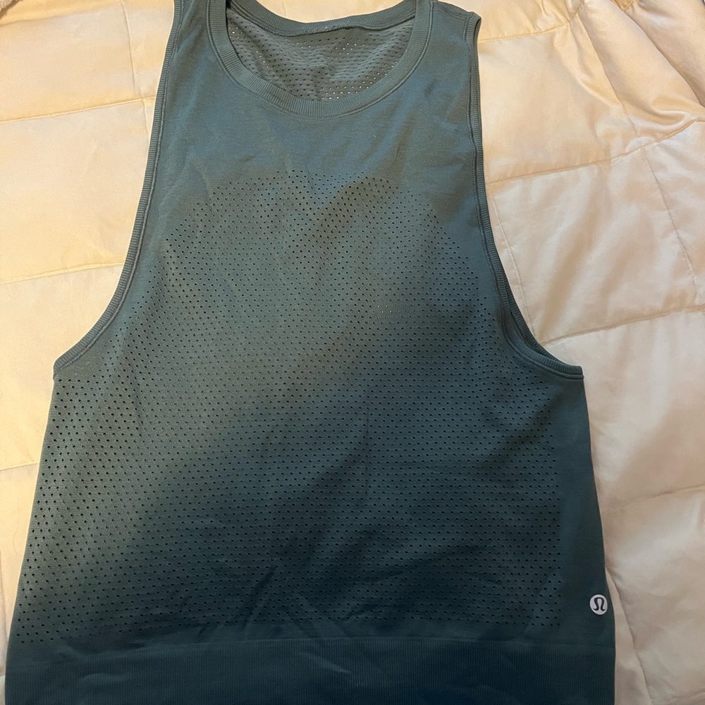 Olive lululemon tanktop